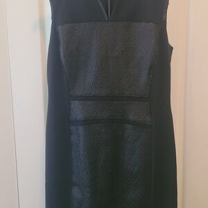 Elie Tahari Black Tight Shift Dress